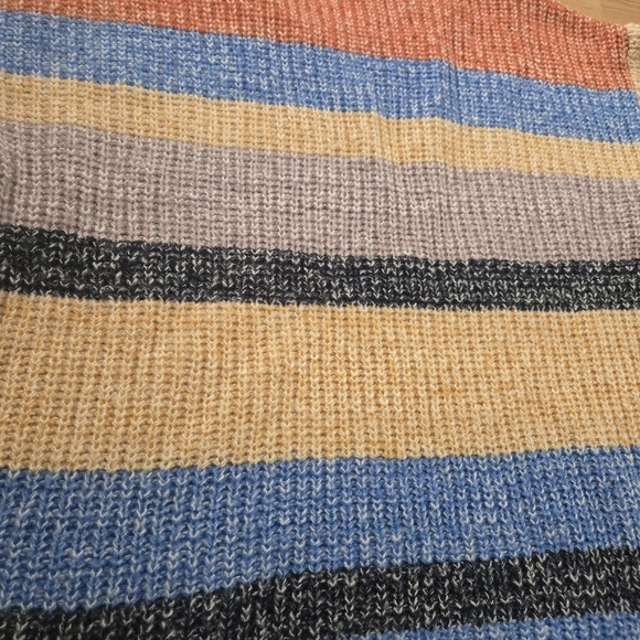 C&C California Women's Multi-Color Stripe Sweater 1X - Picture 6 of 7